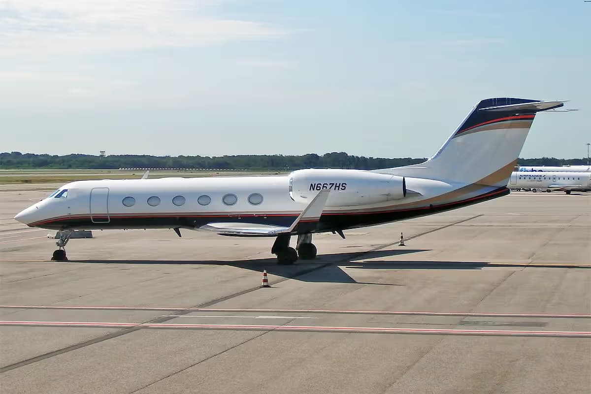 N667HS — Gulfstream