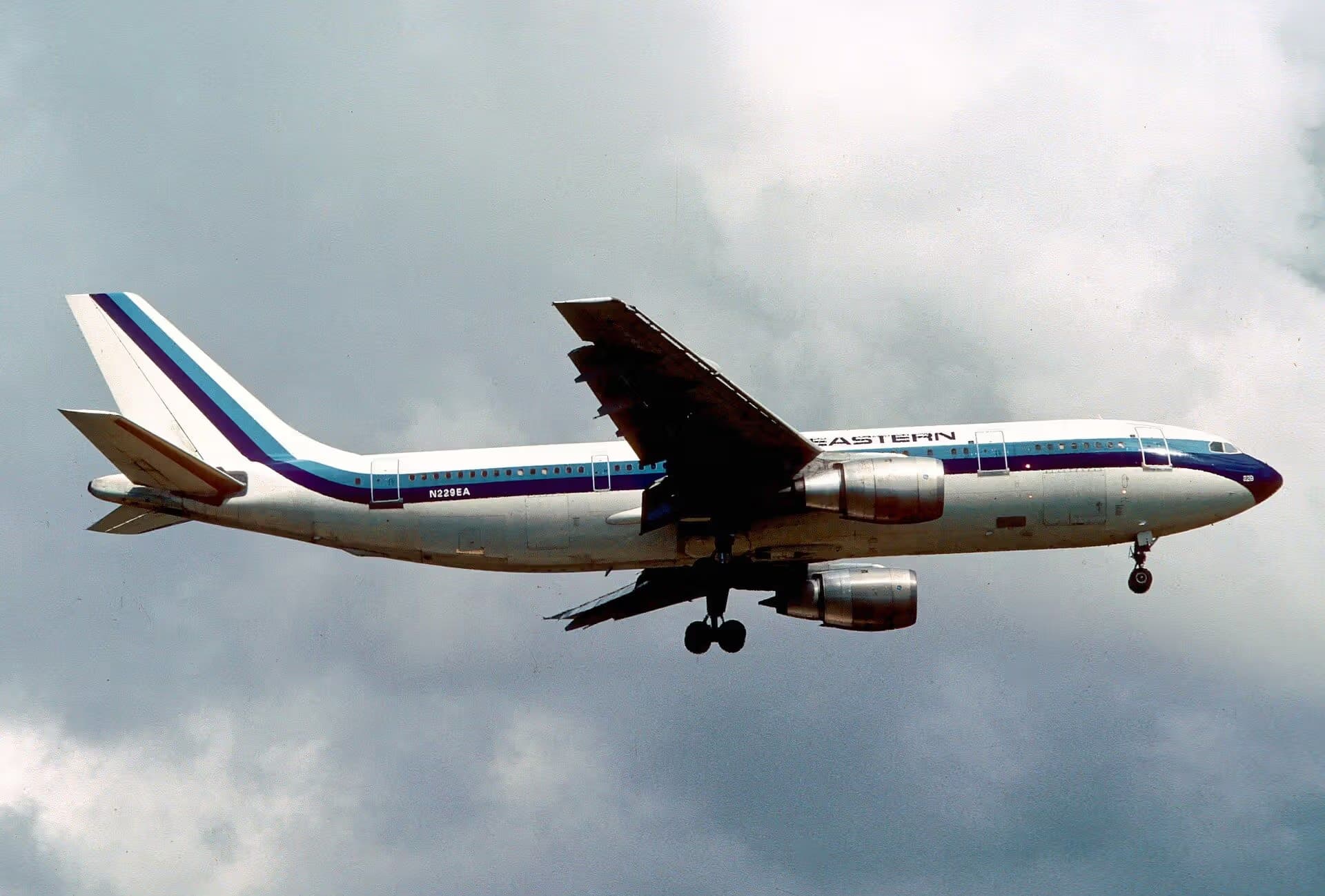 N229EA — Airbus