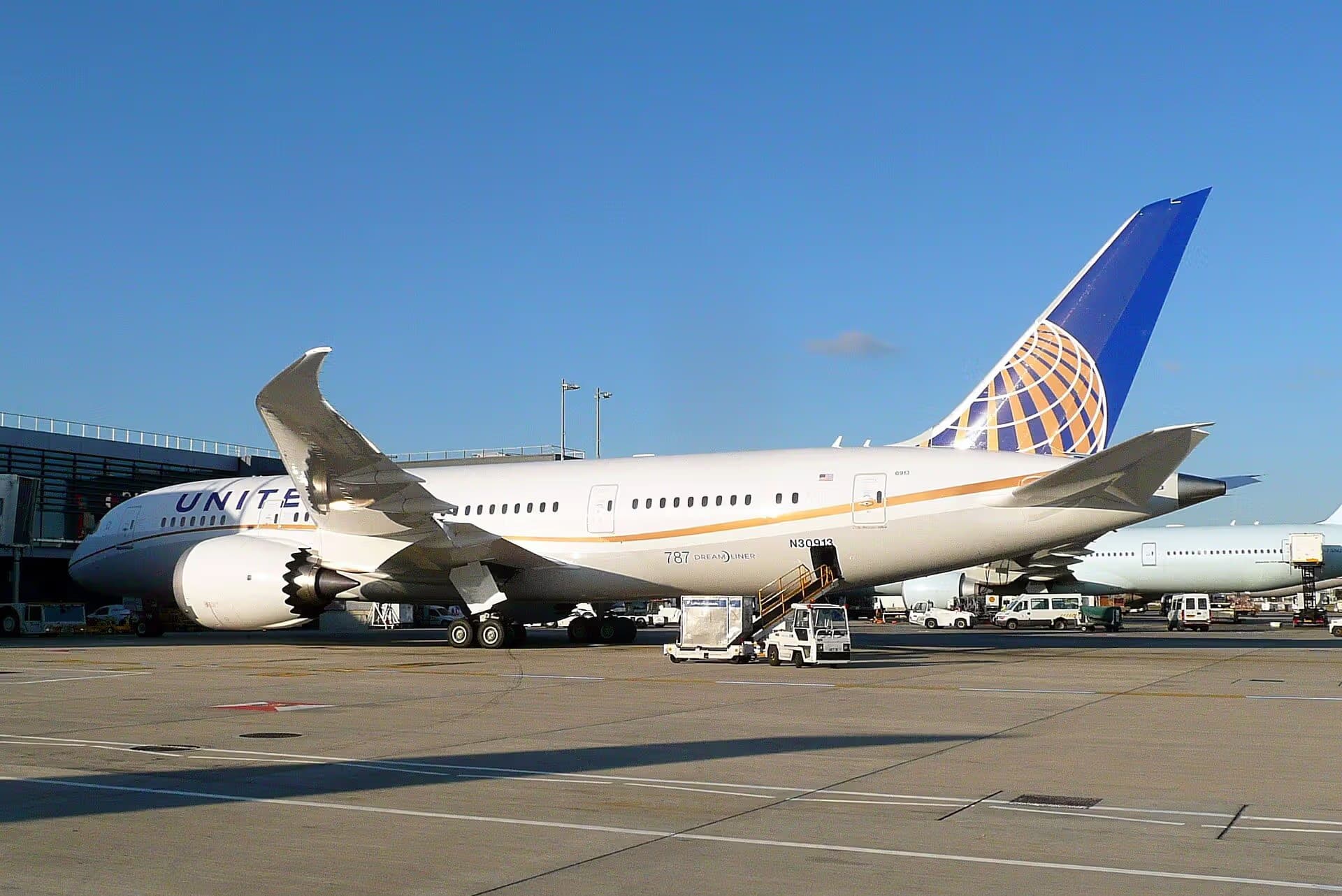 N30913 — Boeing