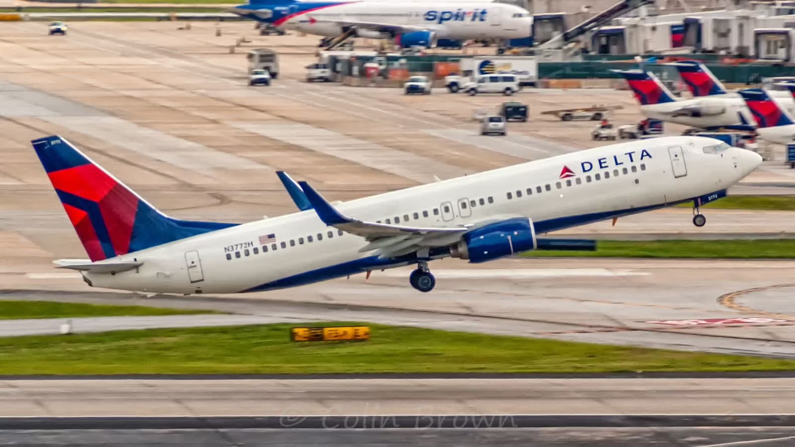 N3772H — Twin-engine aircraft