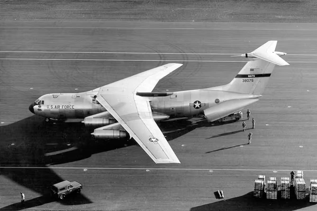 Unidentified — Aircraft