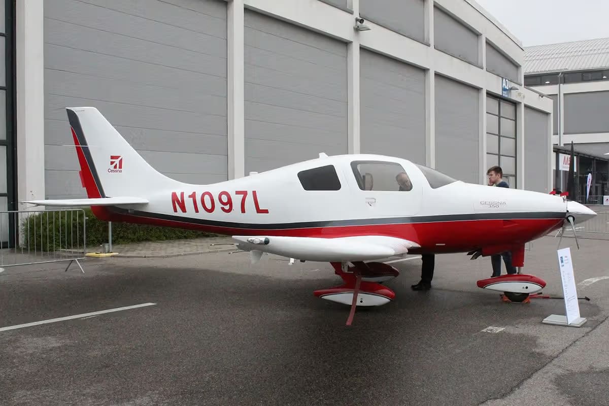 N1097L — Cessna
