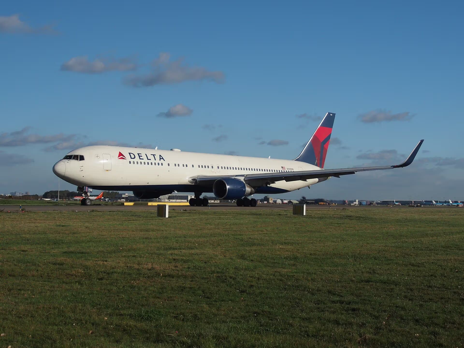 N198DN — Boeing