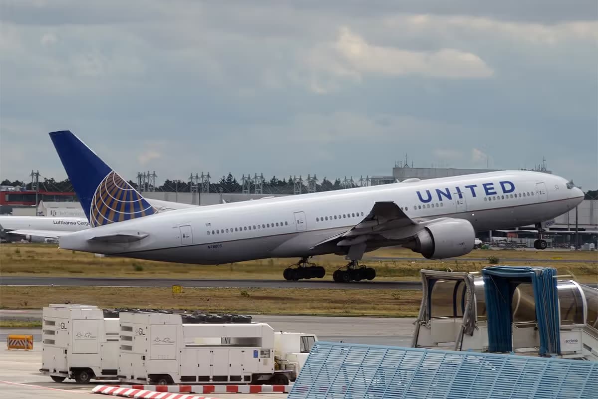 N78005 — Boeing