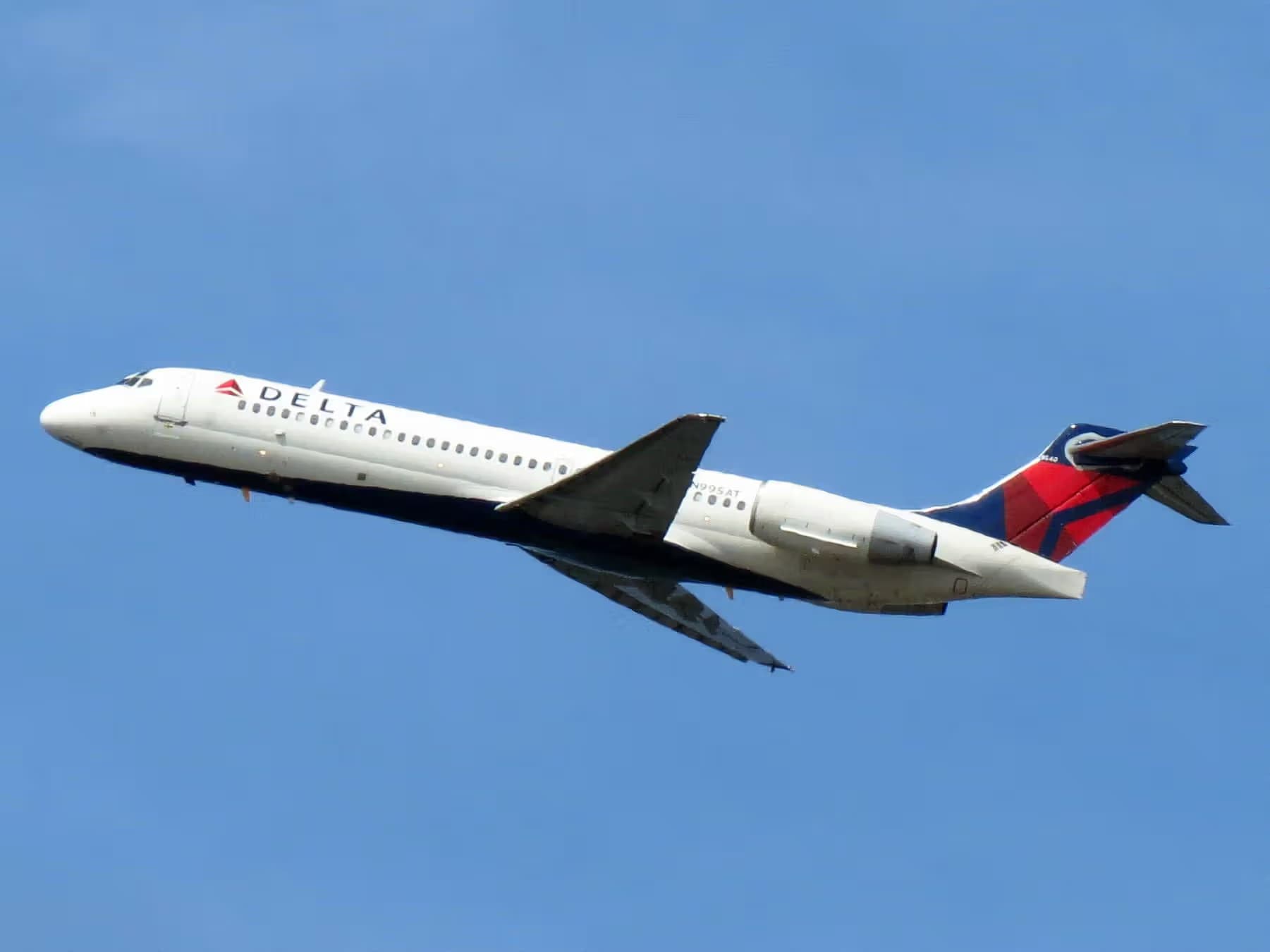 N995AT — Boeing
