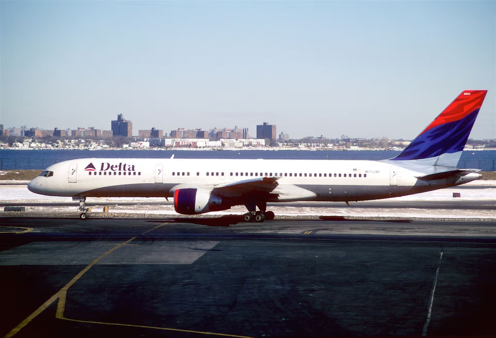N752AT — Boeing