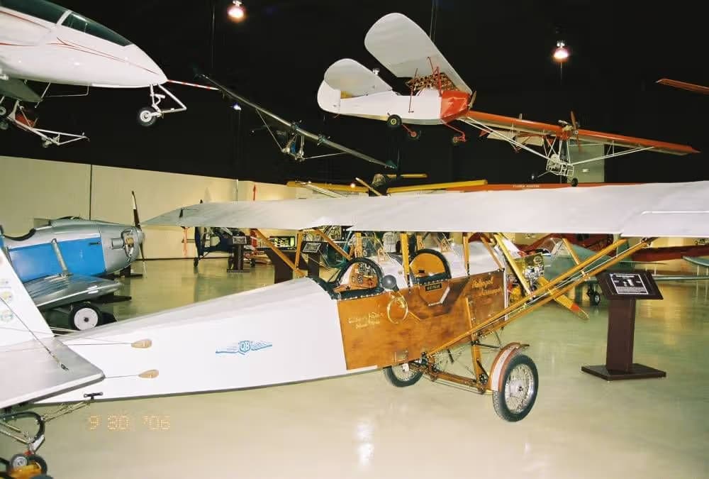 N3513 — Single-engine aircraft