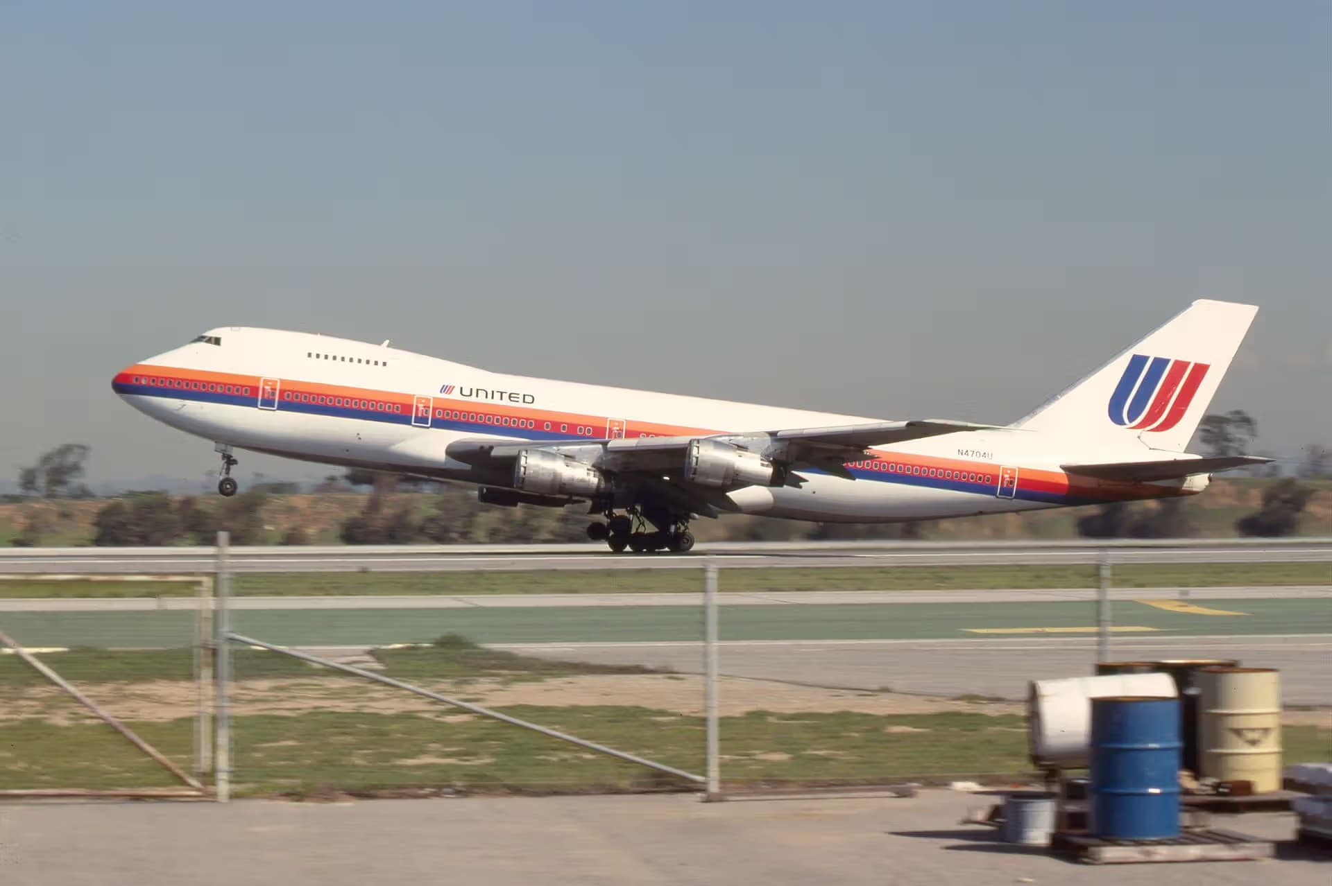 N4704U — Boeing