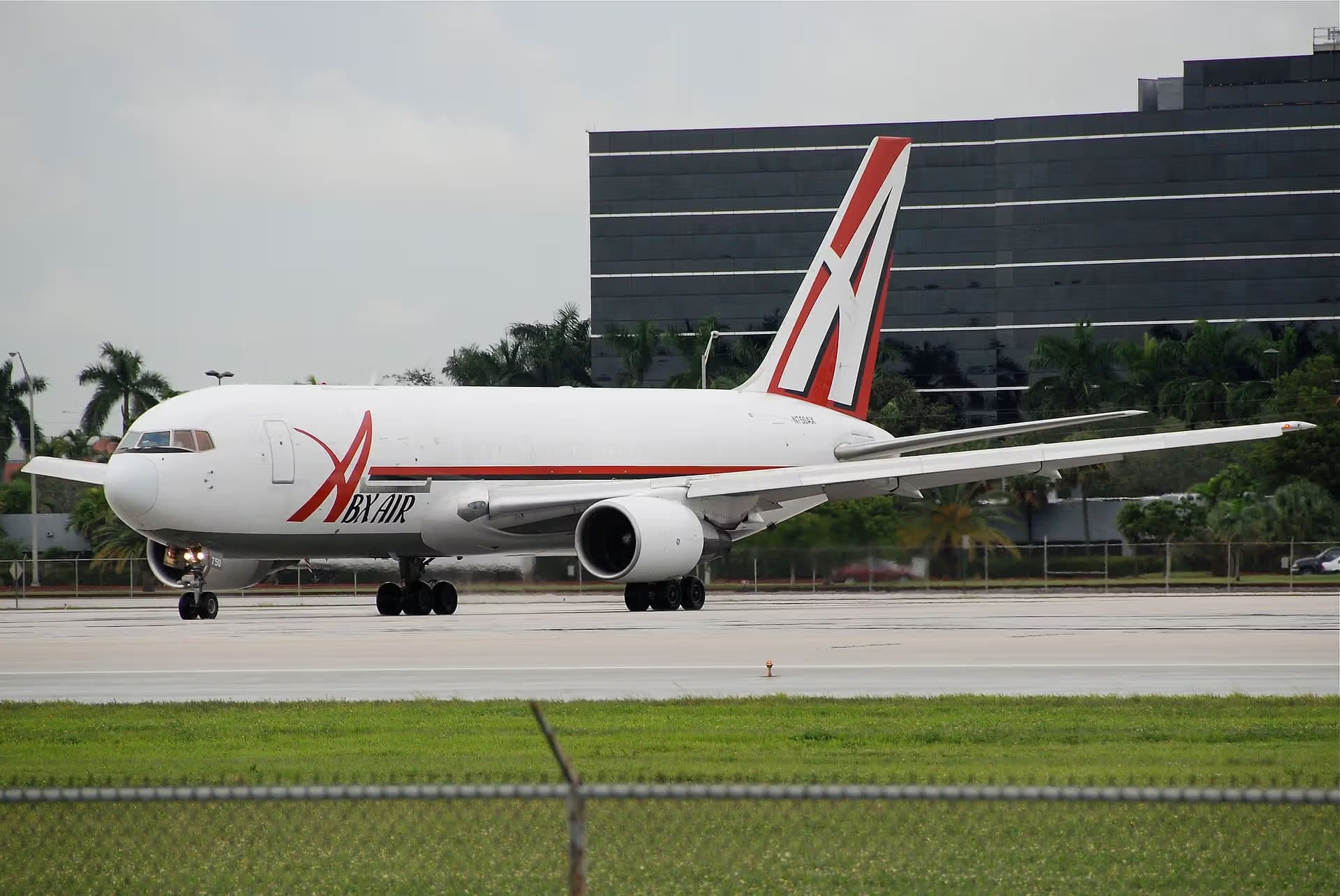 N750AX — Boeing