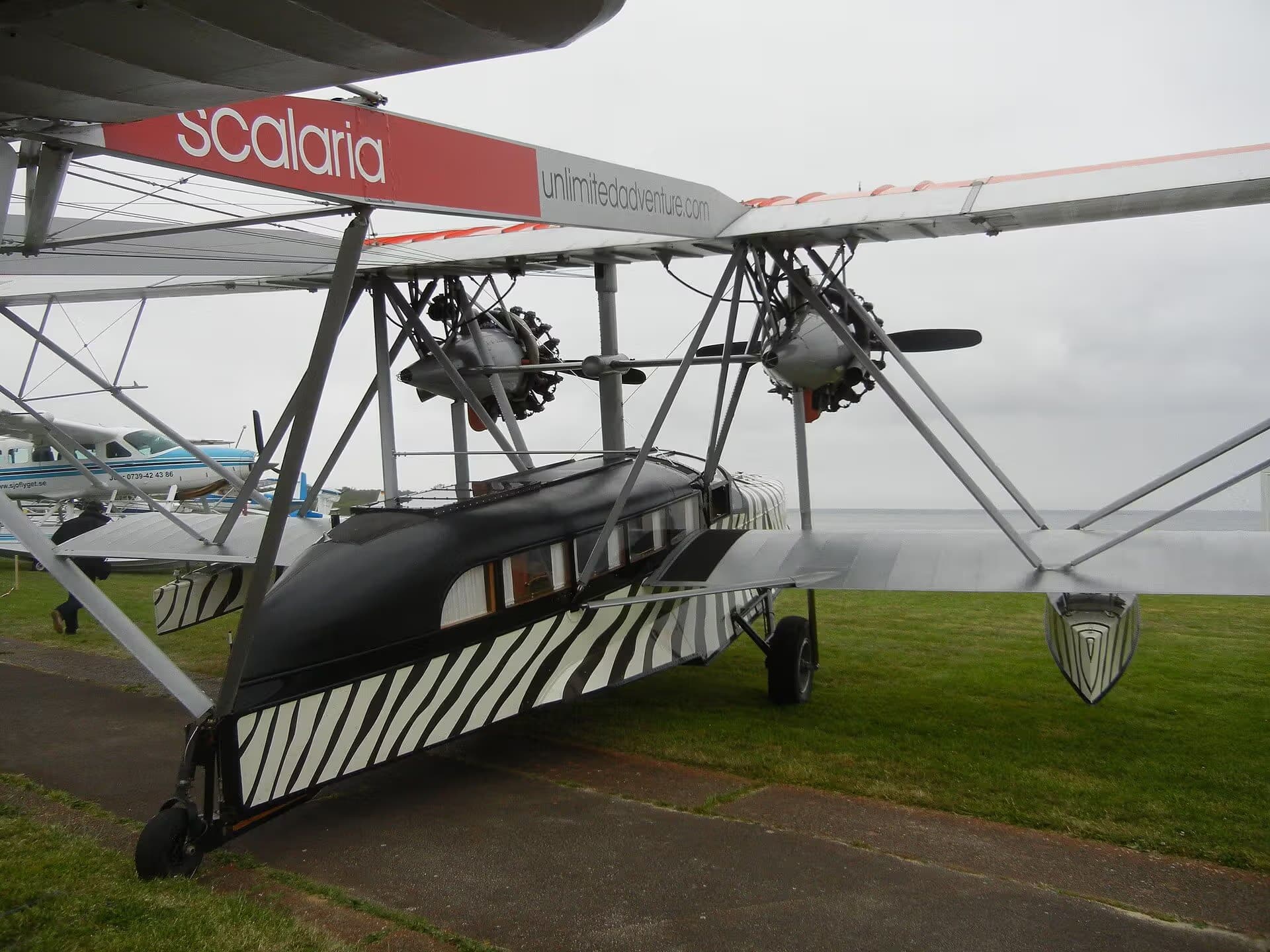 Unidentified — Aircraft