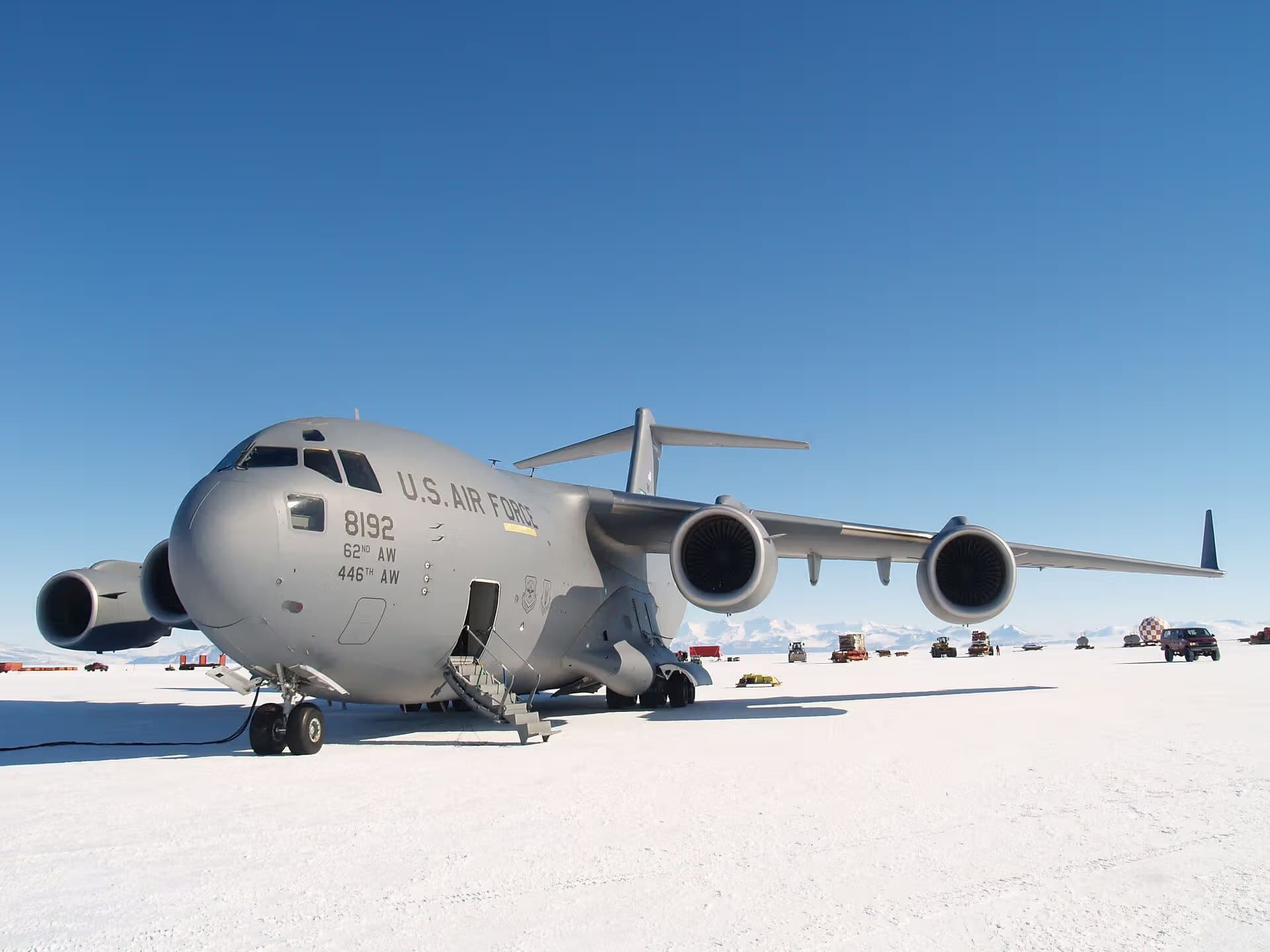Unidentified — Aircraft