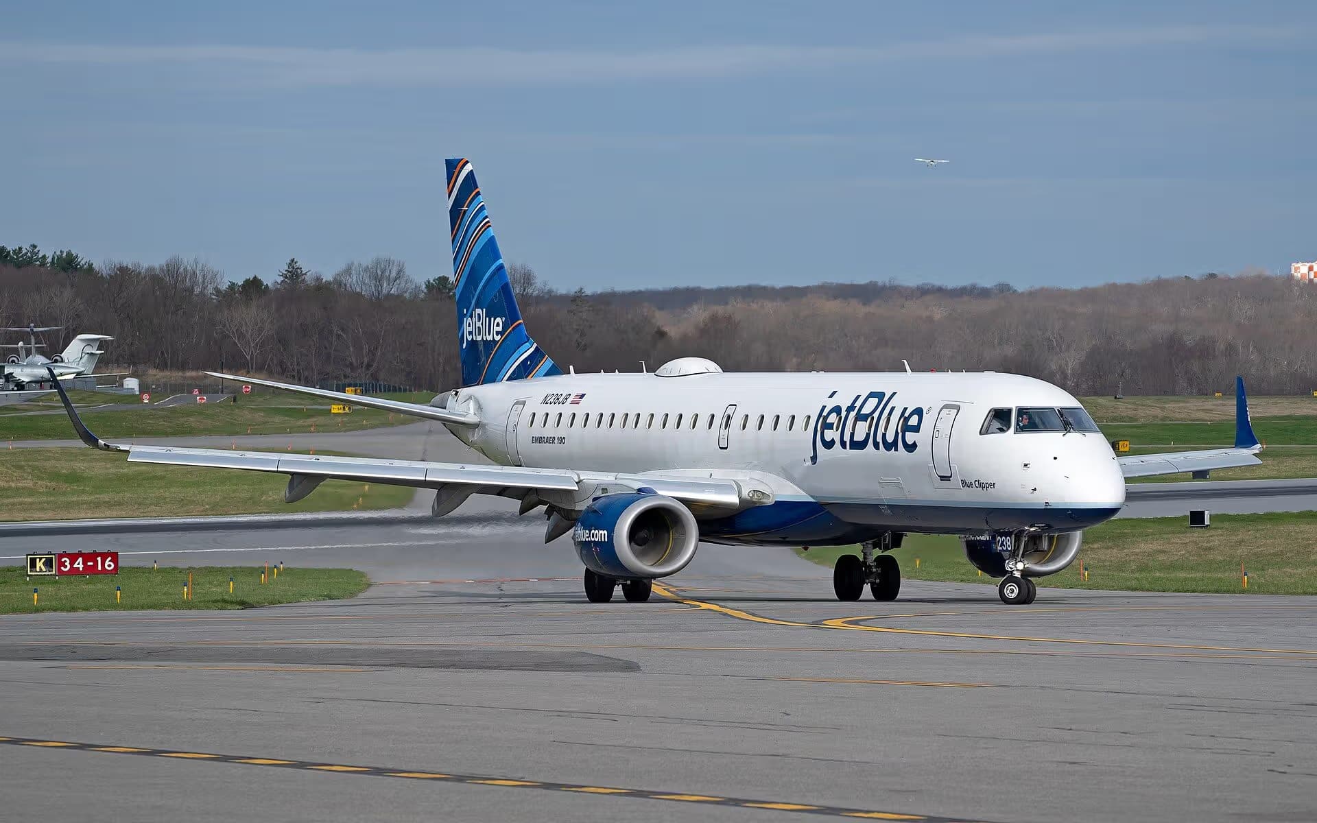 N238JB — Embraer