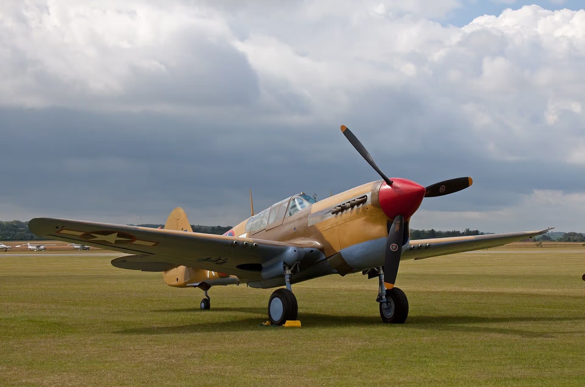 Unidentified — Single-engine aircraft