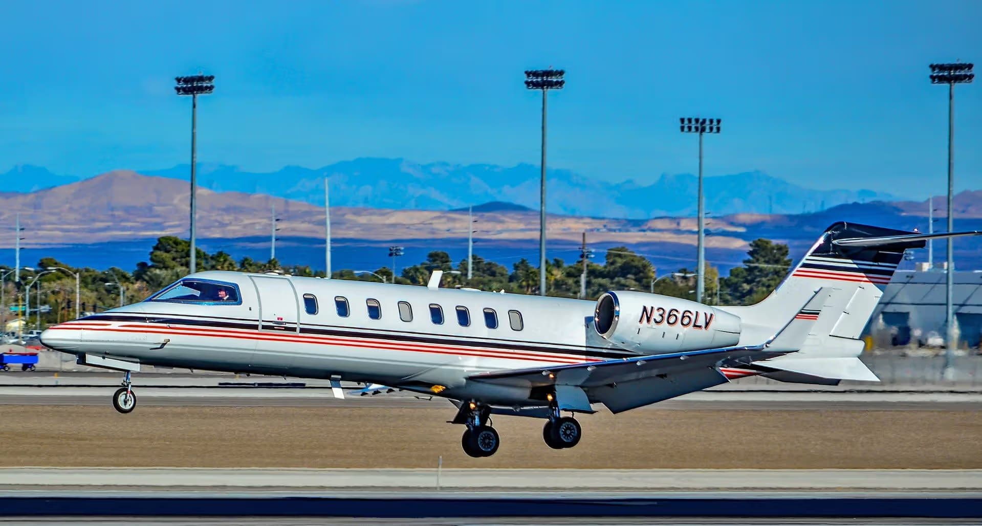 N366LV — Business jet