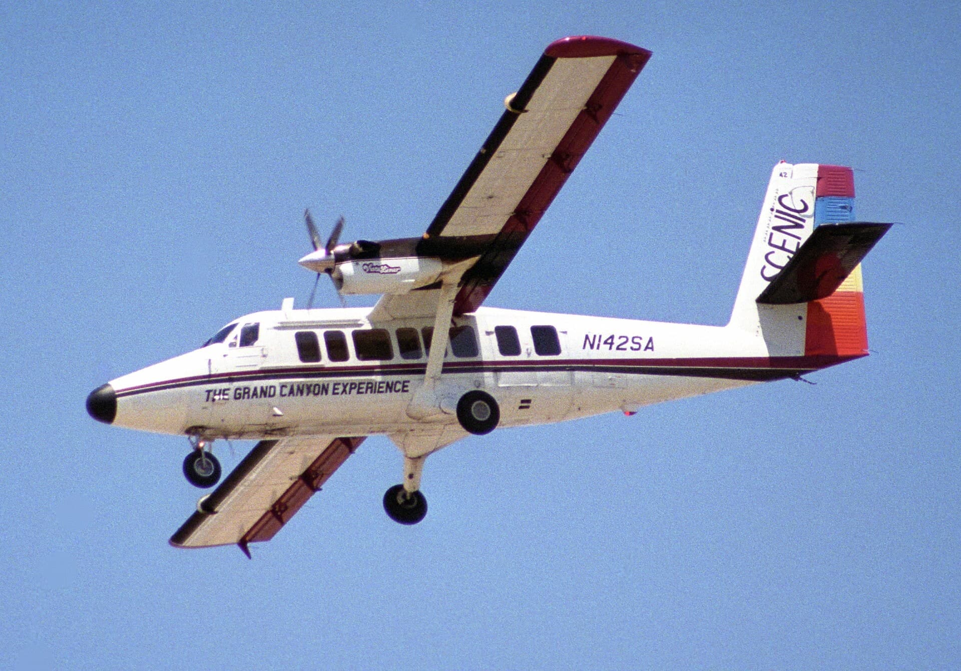 N142SA — De Havilland