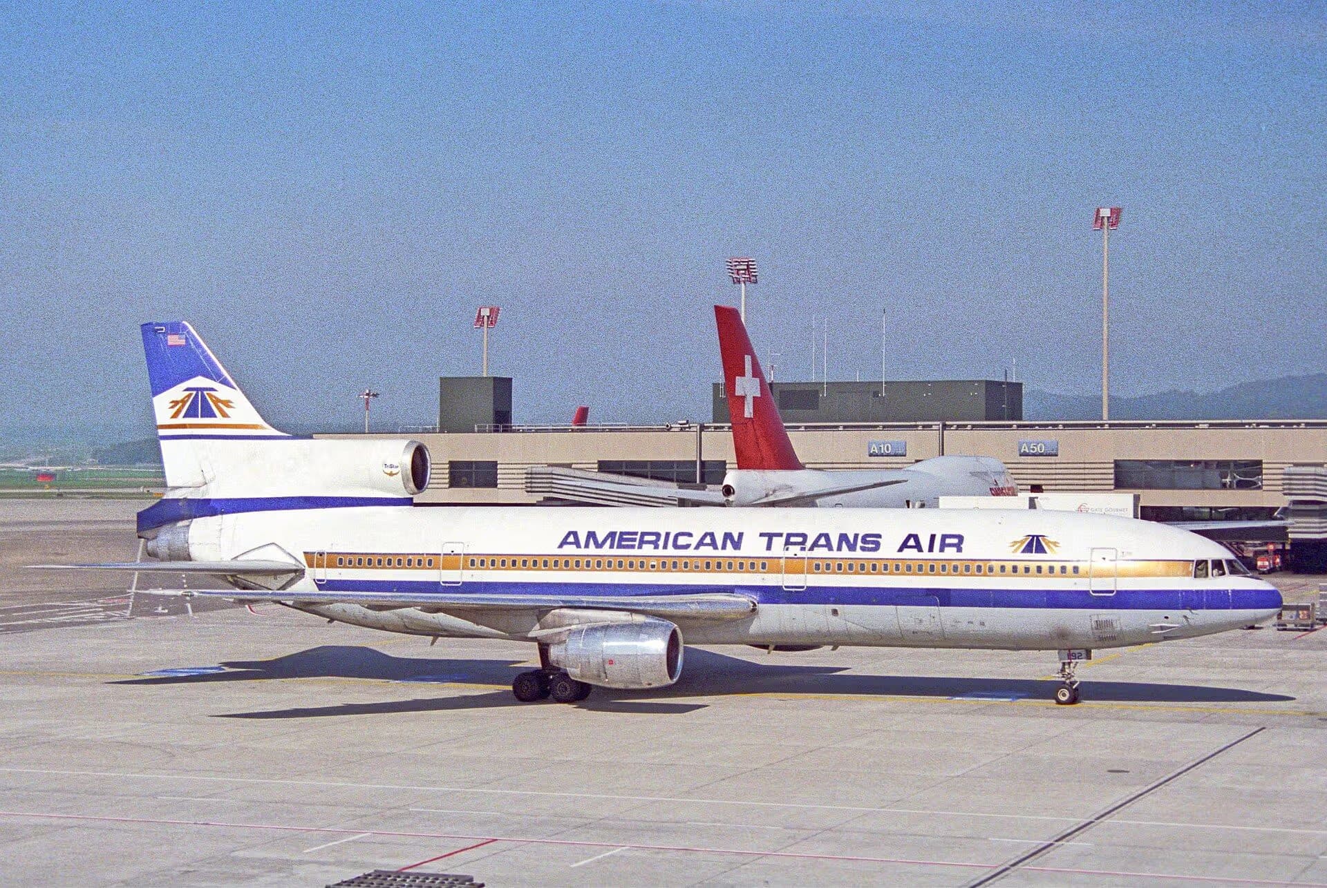 N192AT — Lockheed