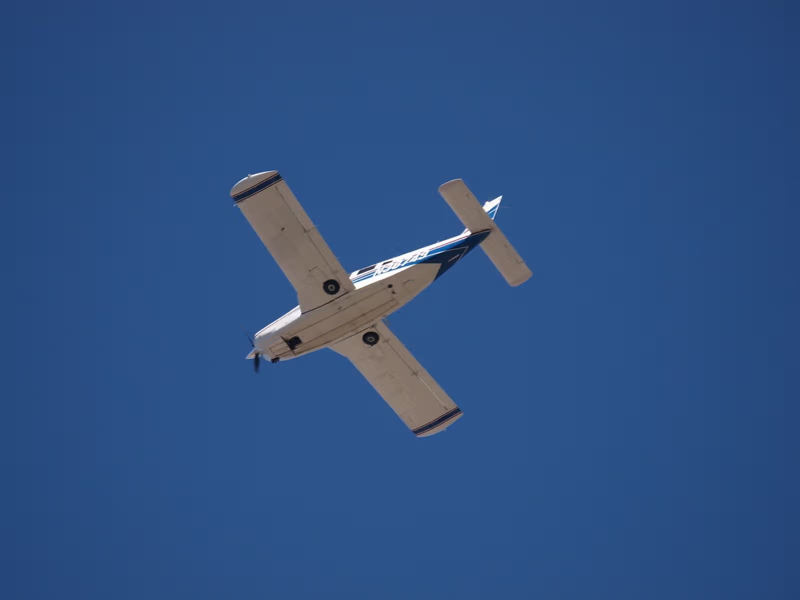 N38749 — Piper