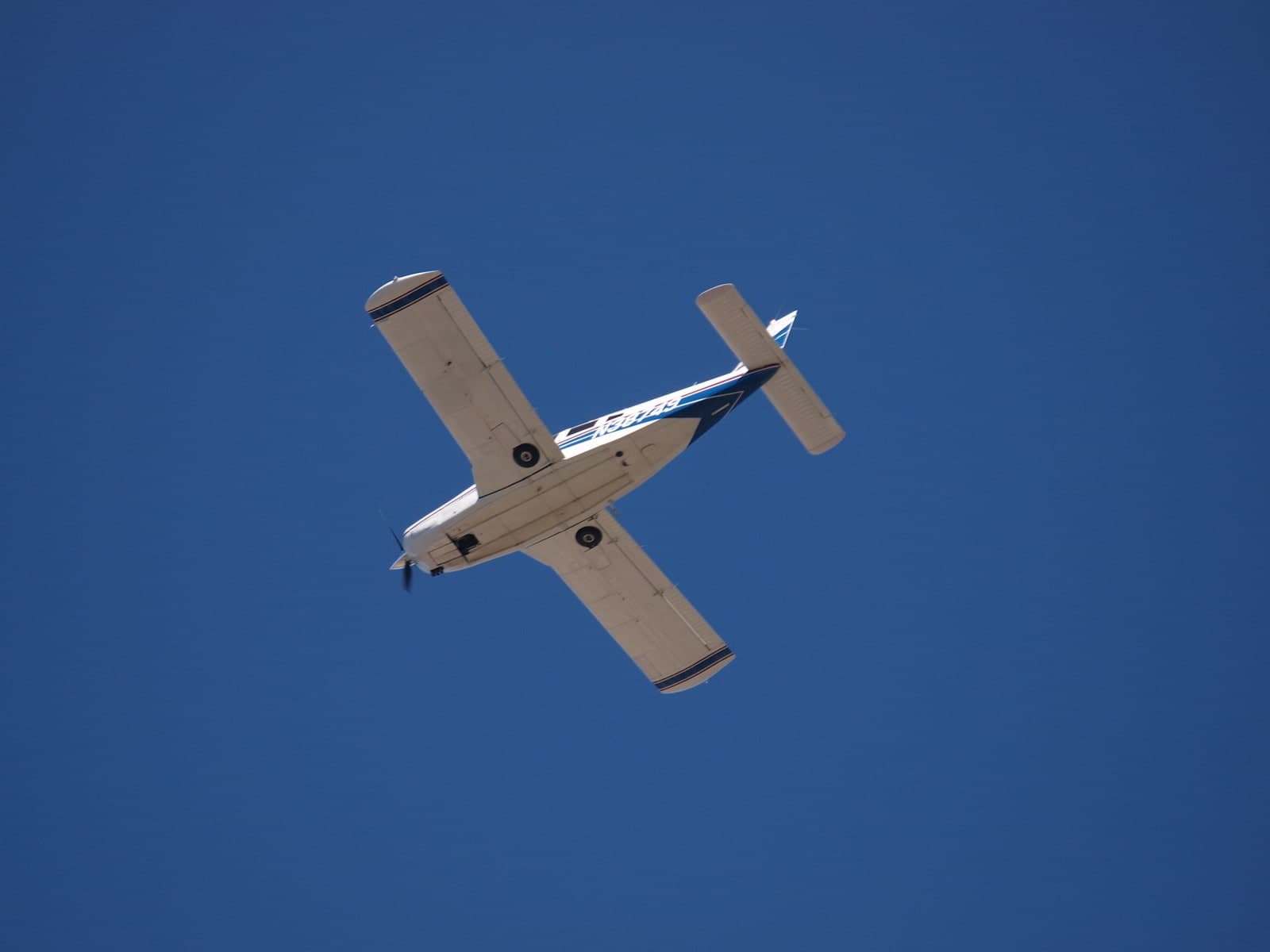N38749 — Piper