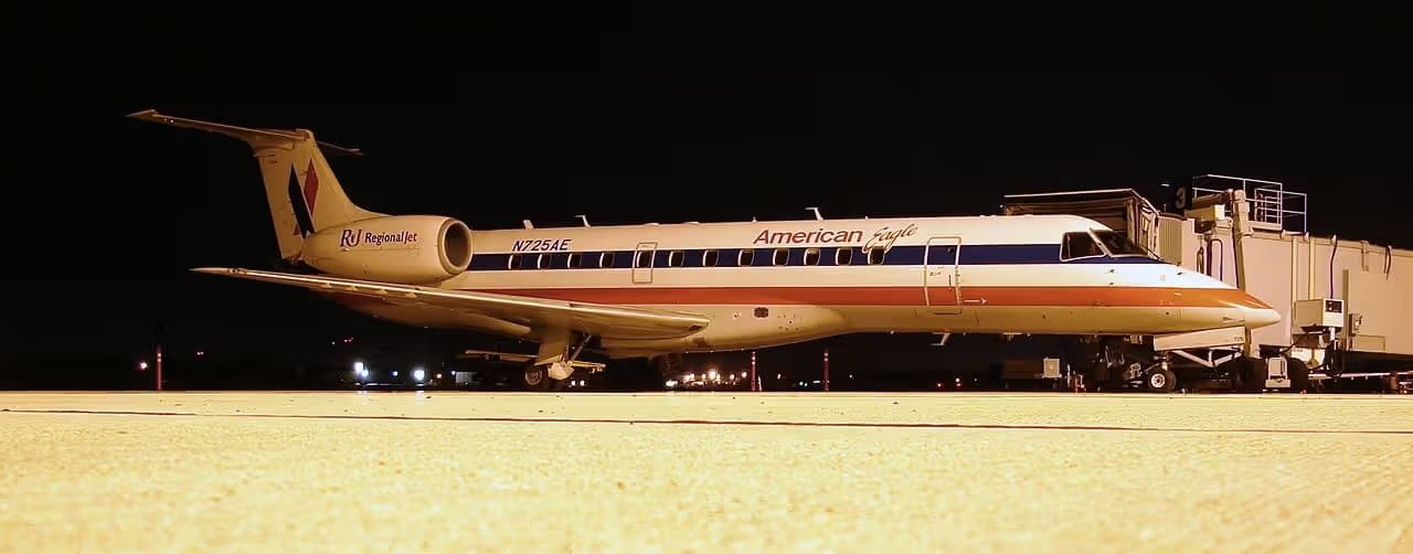 N725AE — Embraer