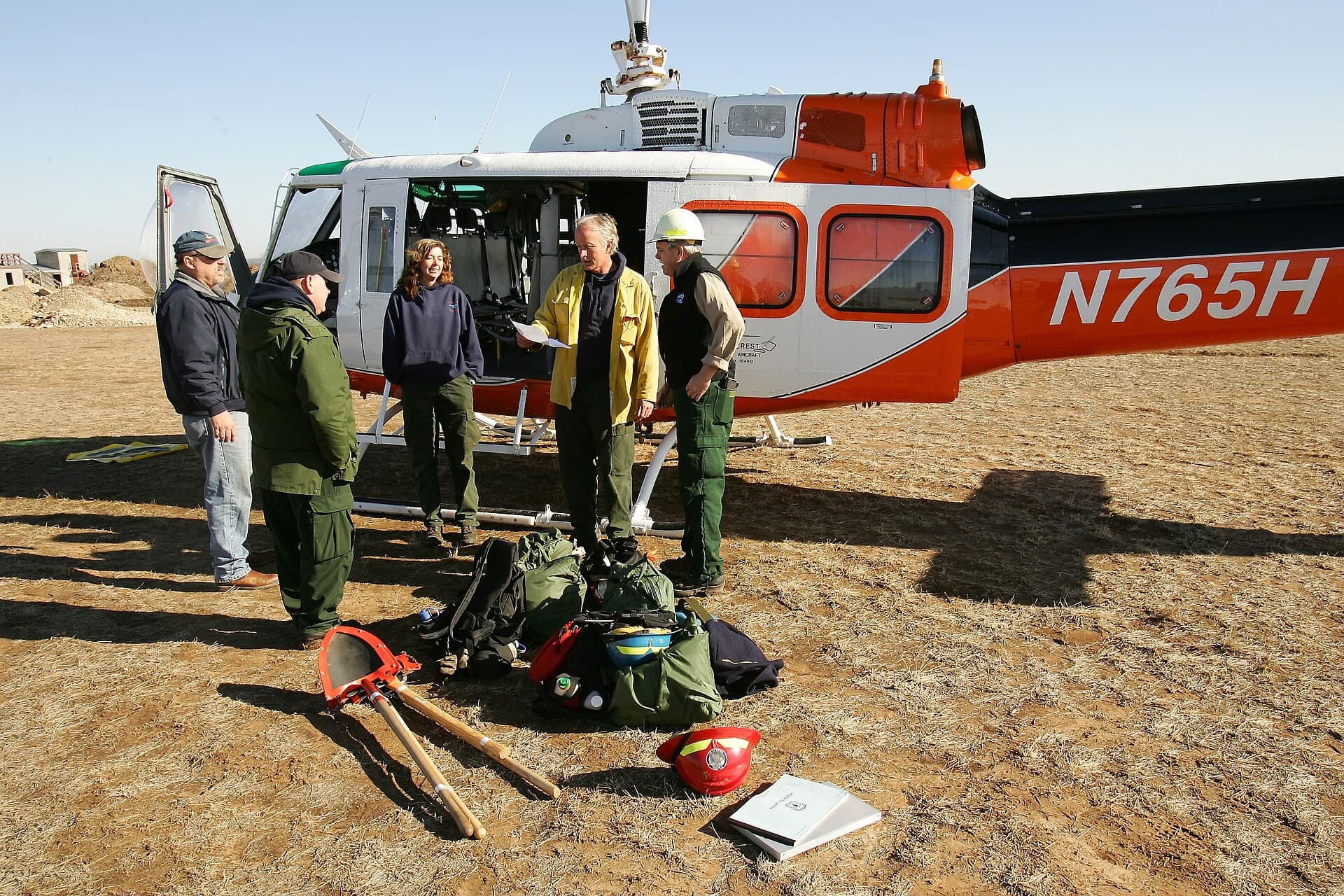 N765H — Helicopter