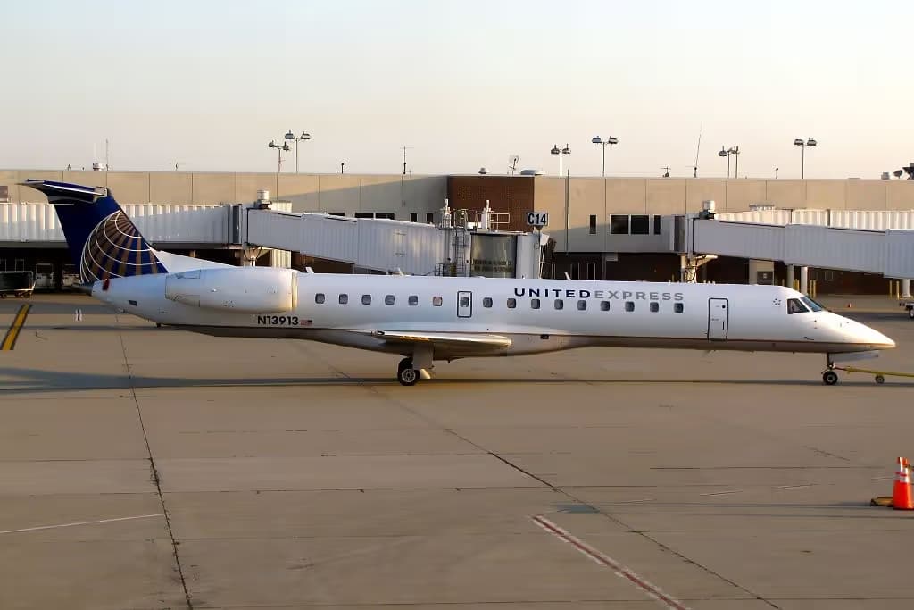 N13913 — Aircraft