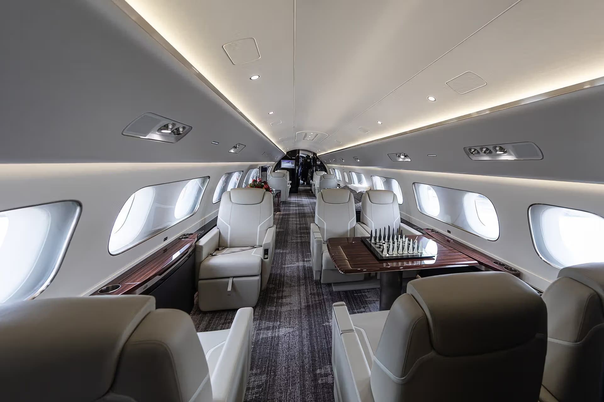 N727EE — Business jet