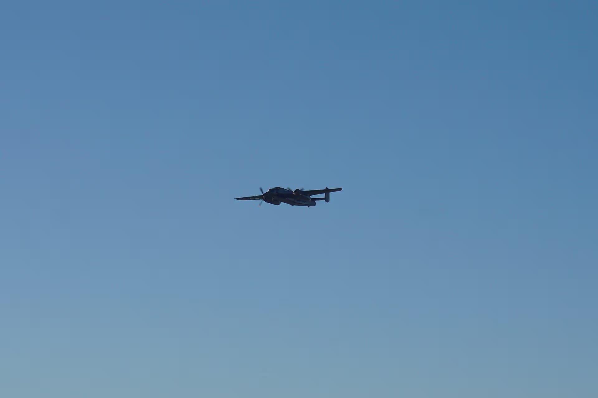 Unidentified — Warbird