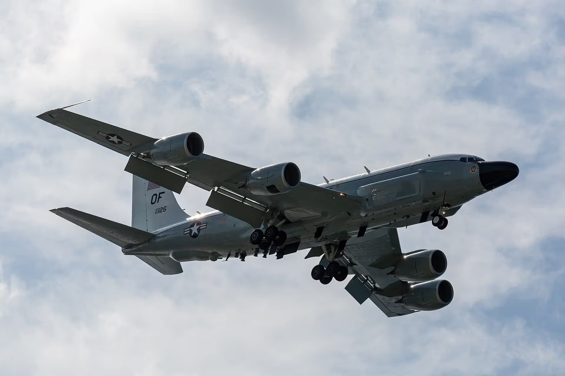 Unidentified — Aircraft