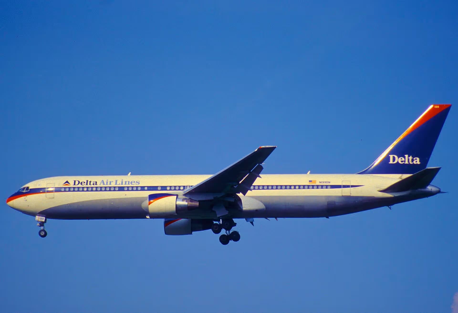 N199DN — Boeing
