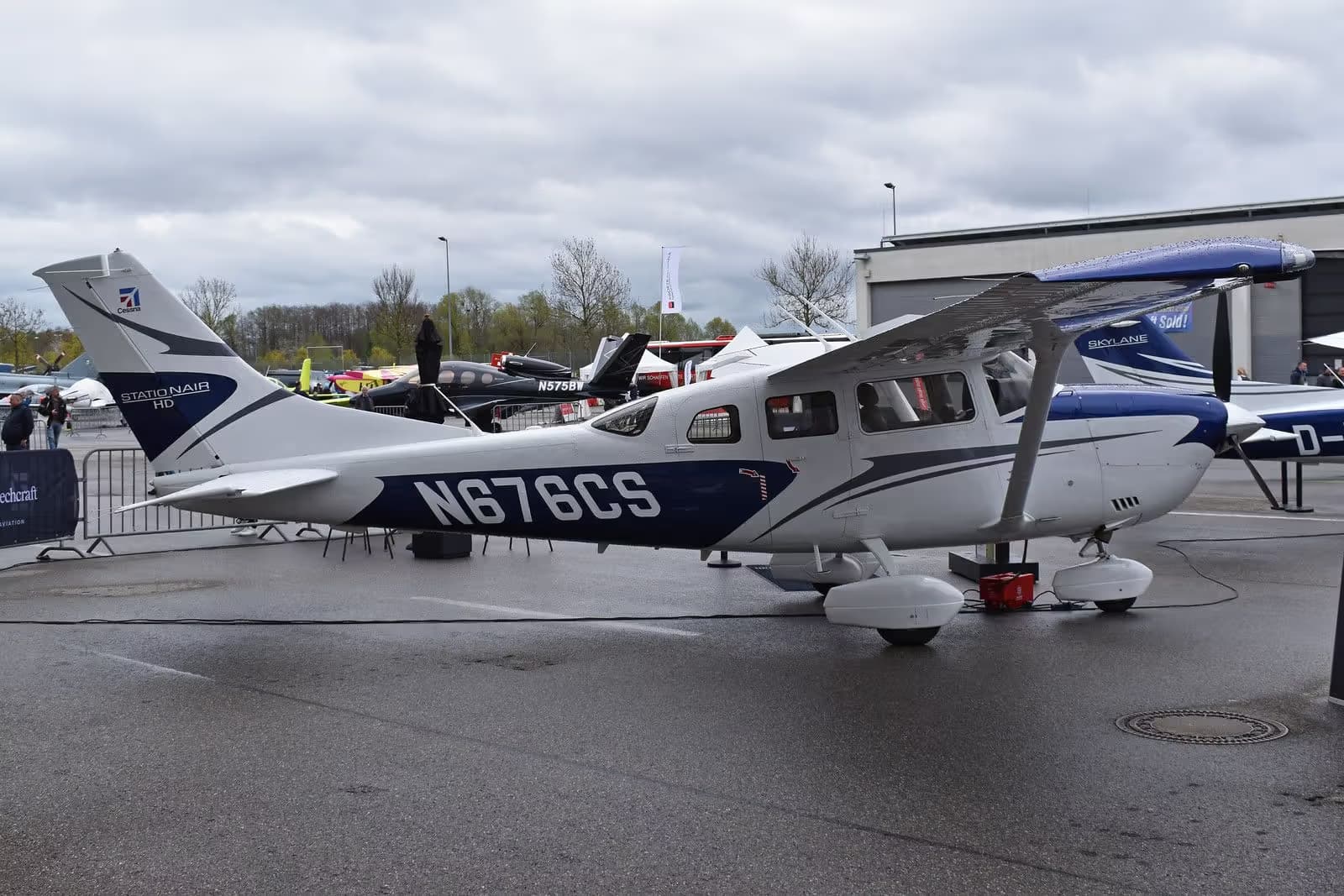 N676CS — Cessna