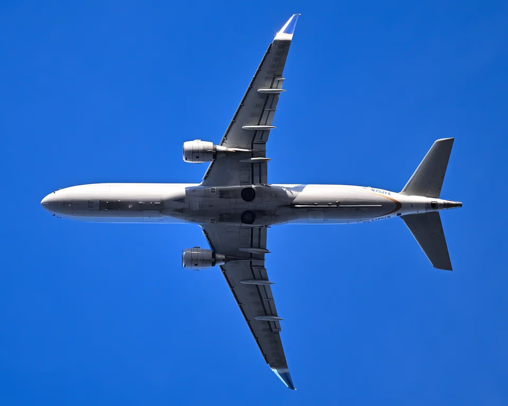 N752YX — Embraer