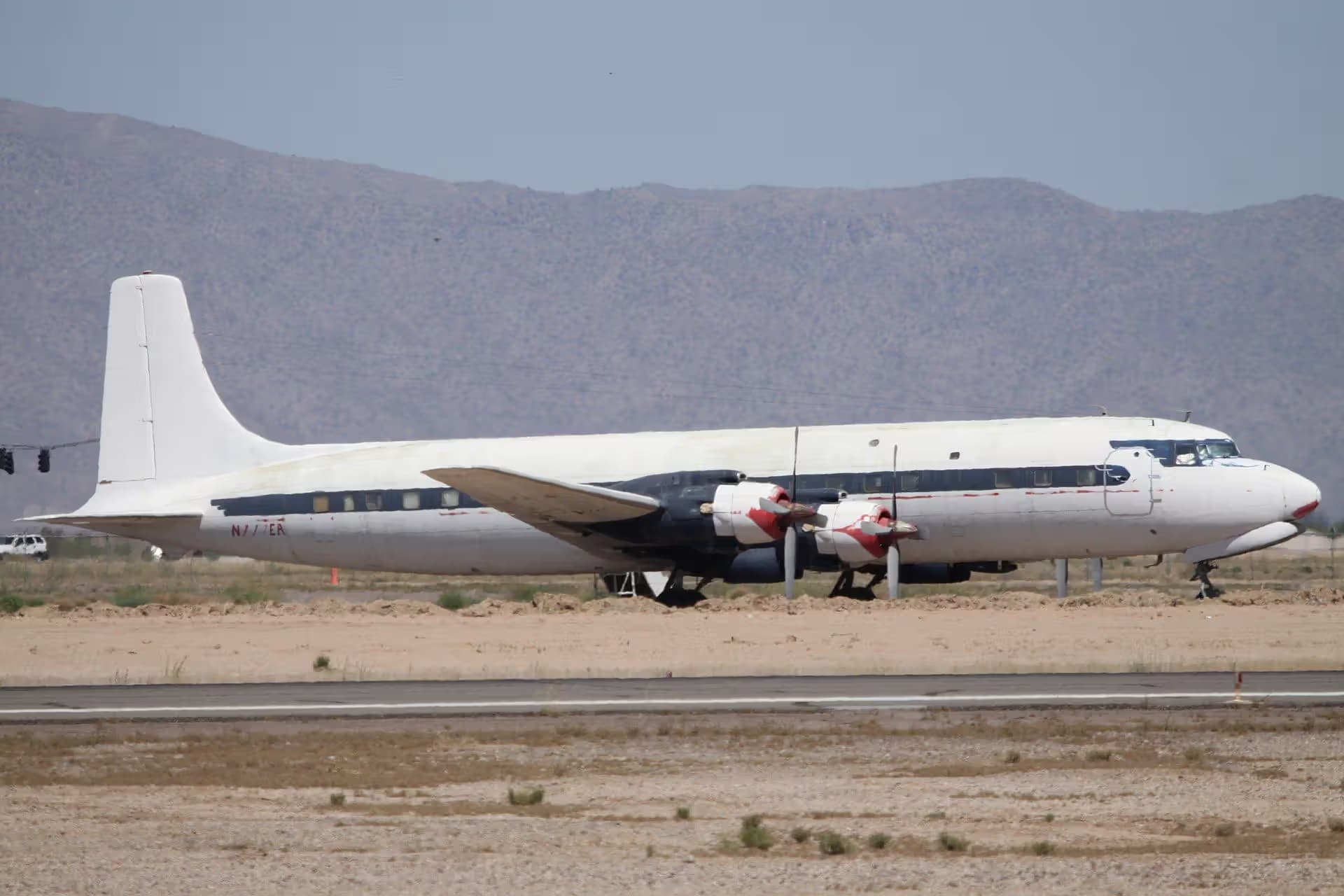 N777EA — Douglas