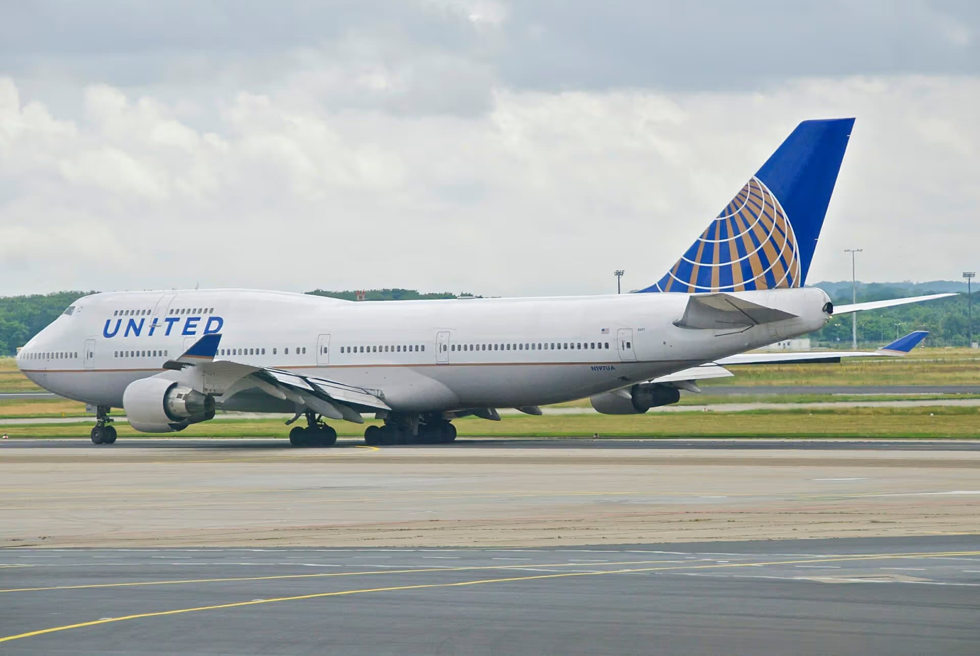 N197UA — Boeing