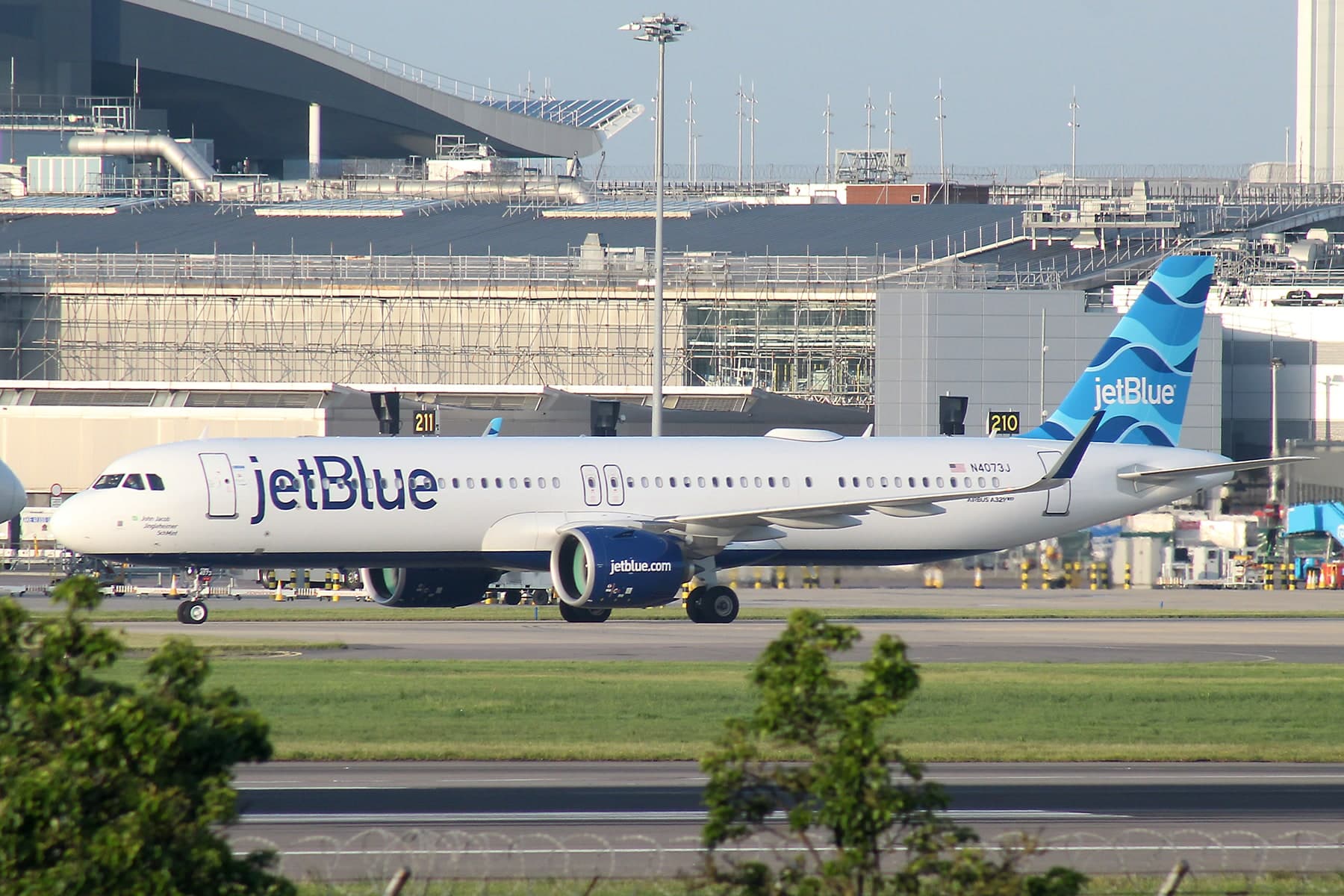 N4073J — Airbus