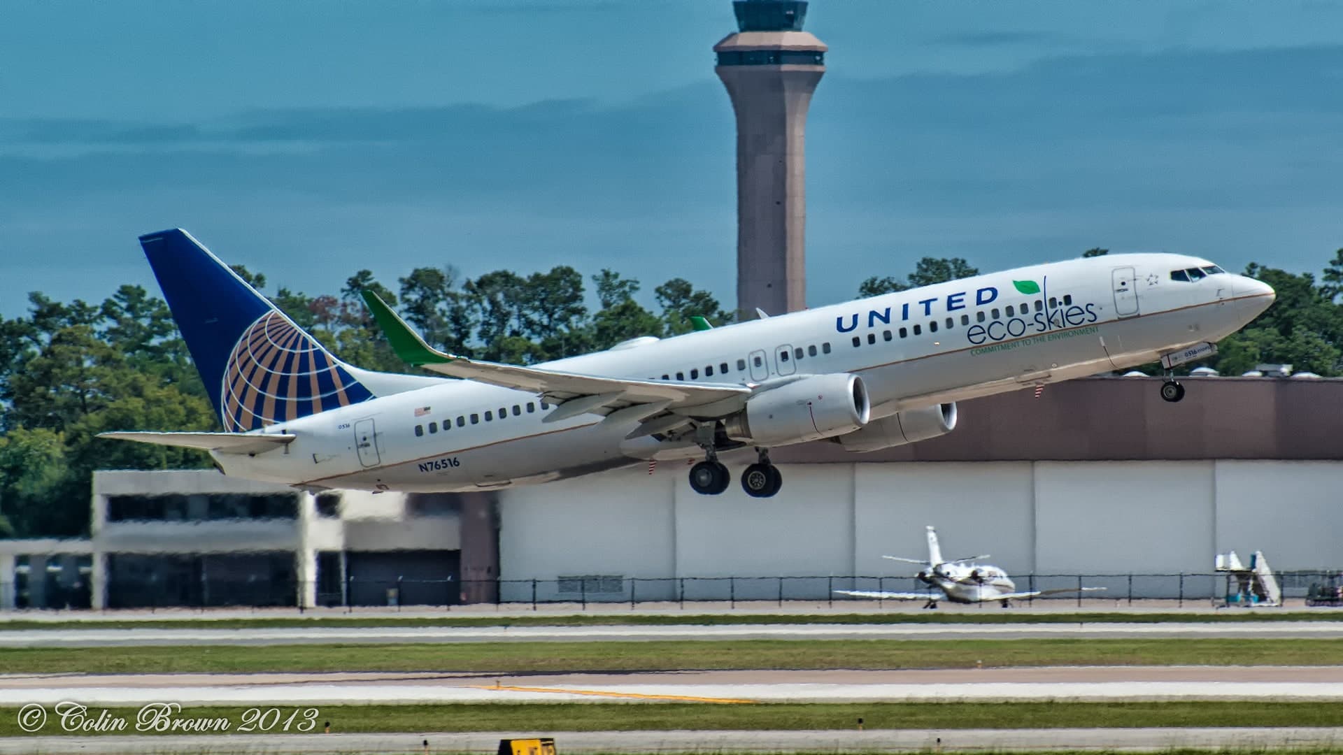 N76516 — Boeing