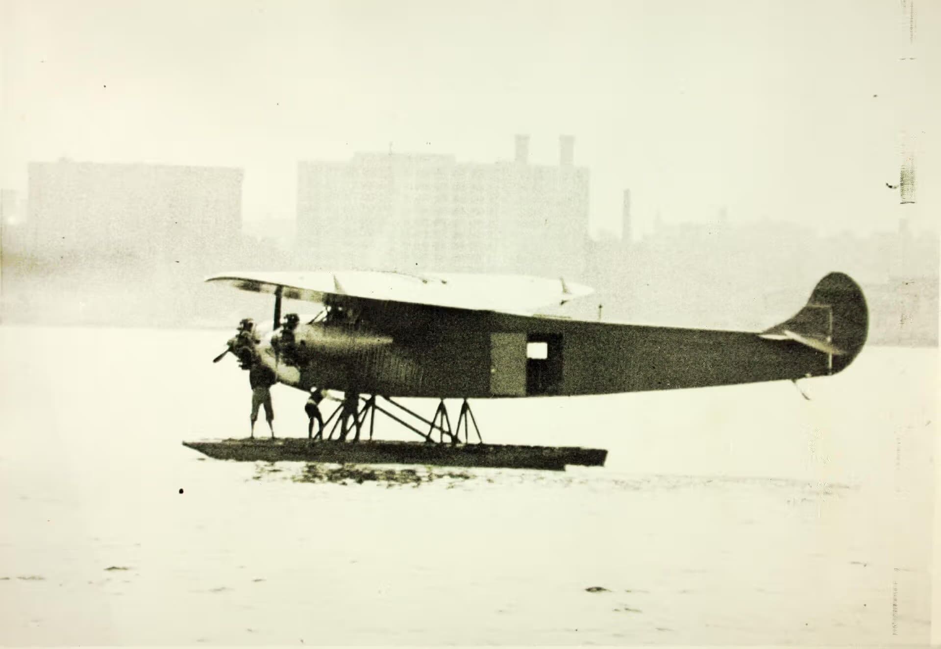 Unidentified — Floatplane