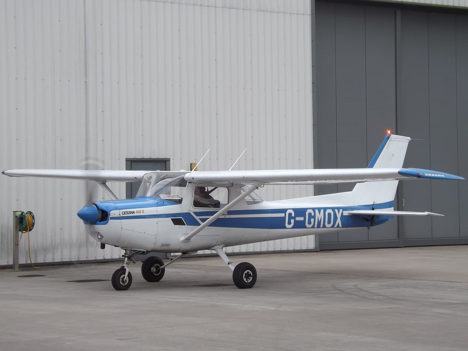G-GMOX — Cessna