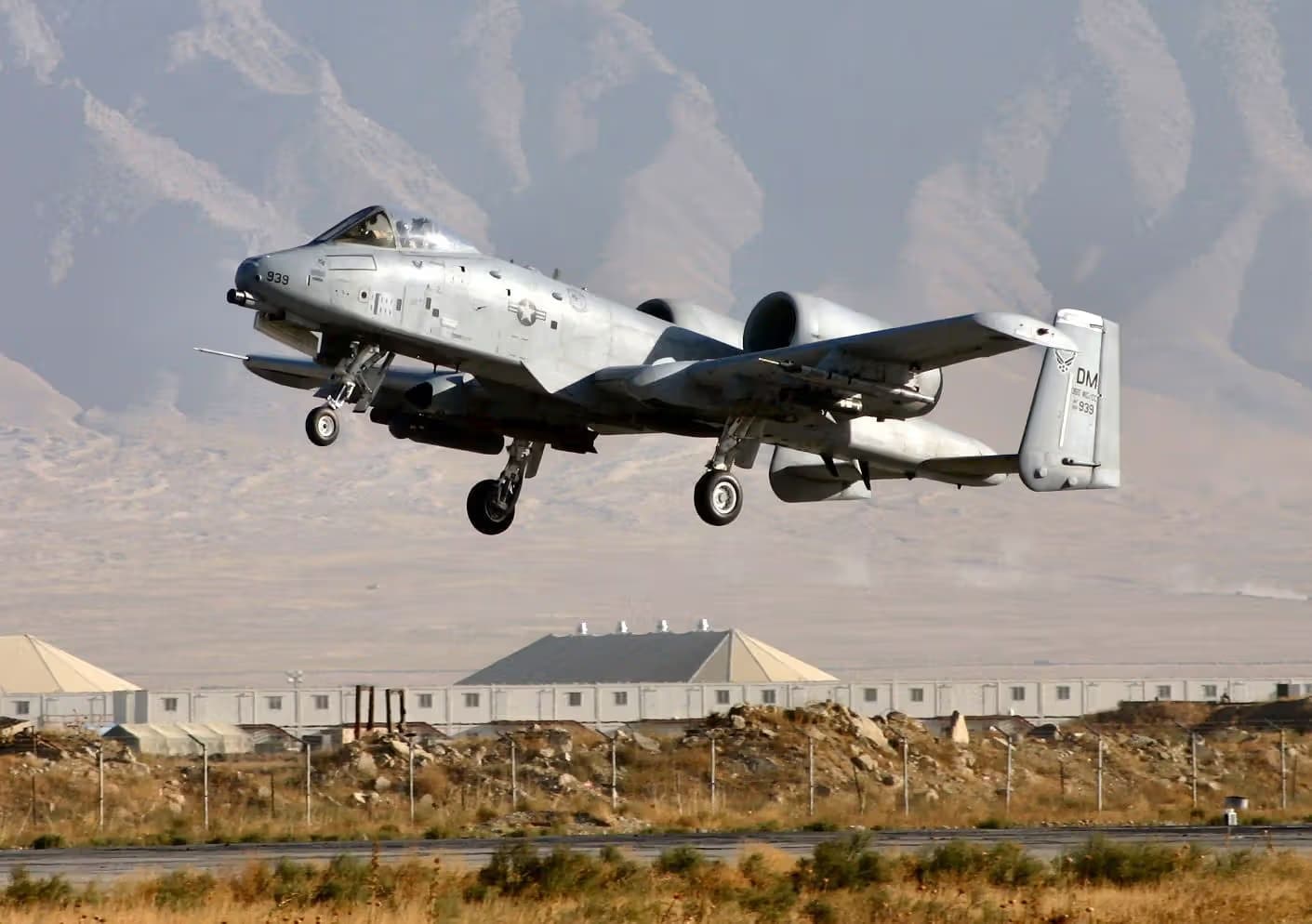 Unidentified — Aircraft