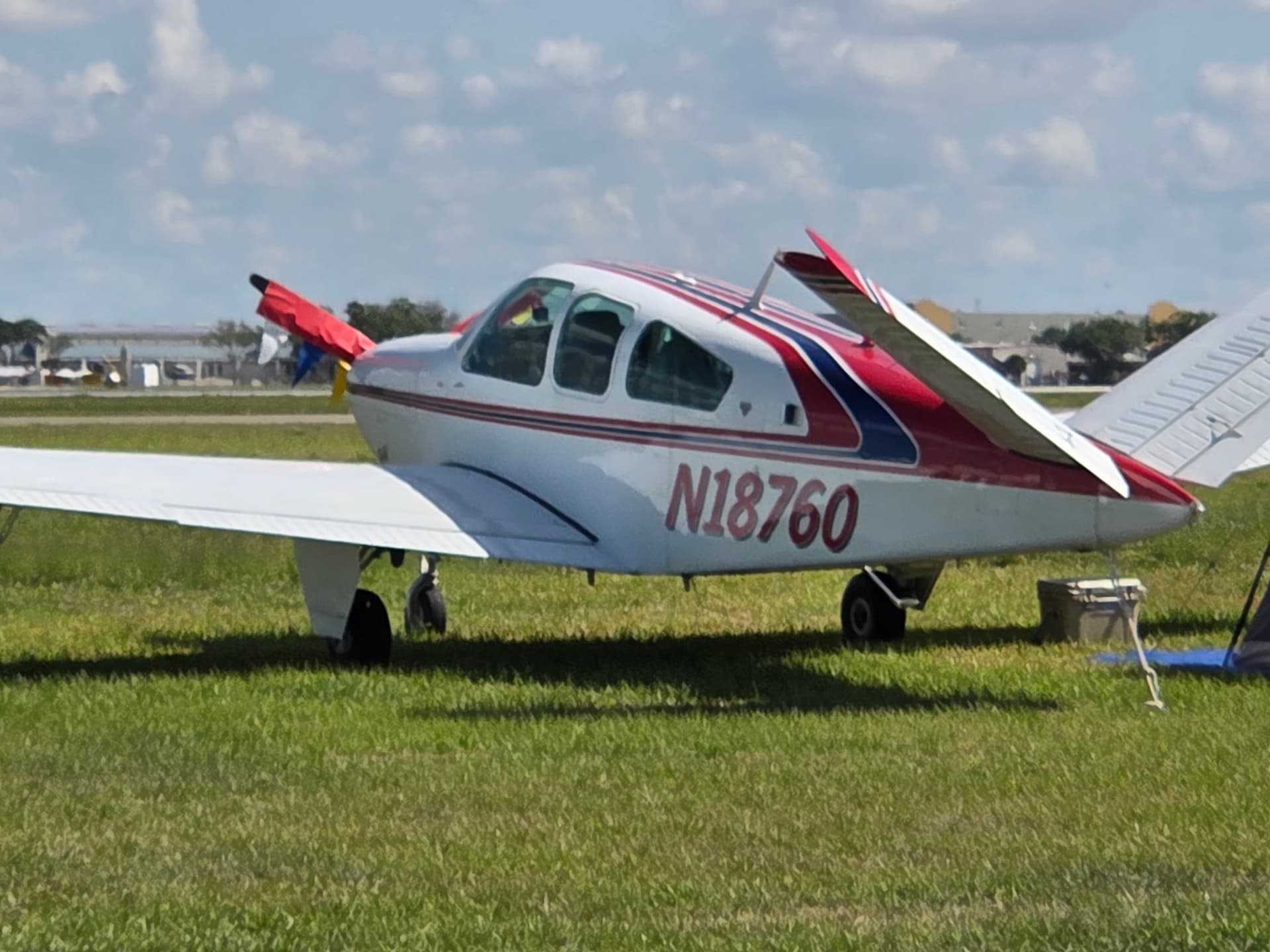 N18760 — Beechcraft Bonanza V35B at Lakeland Linder Intl