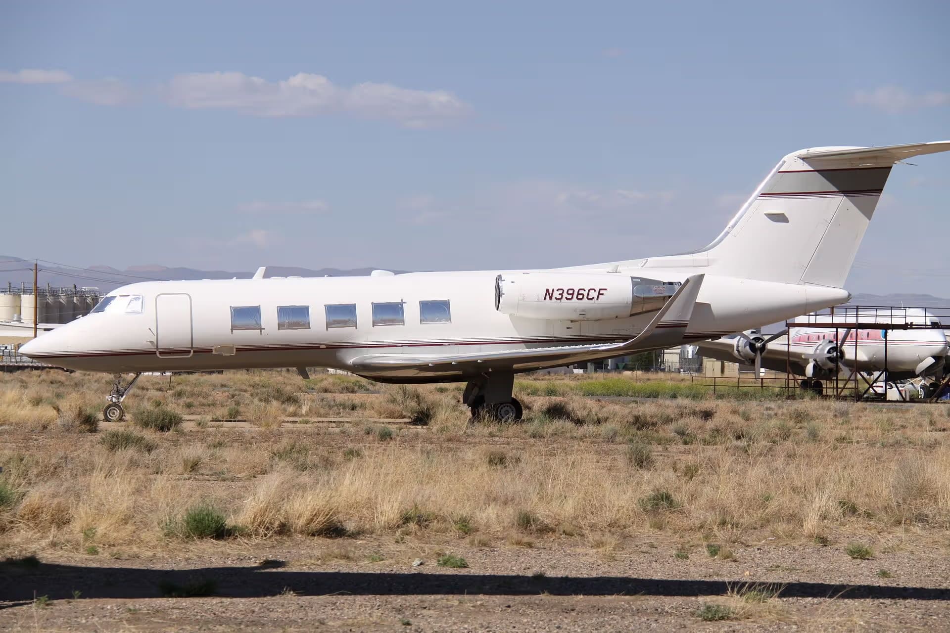 N396CF — Business jet
