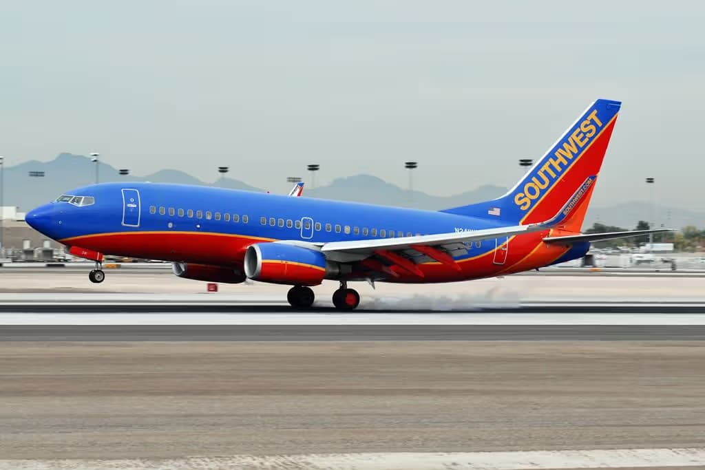 N732SW — Boeing