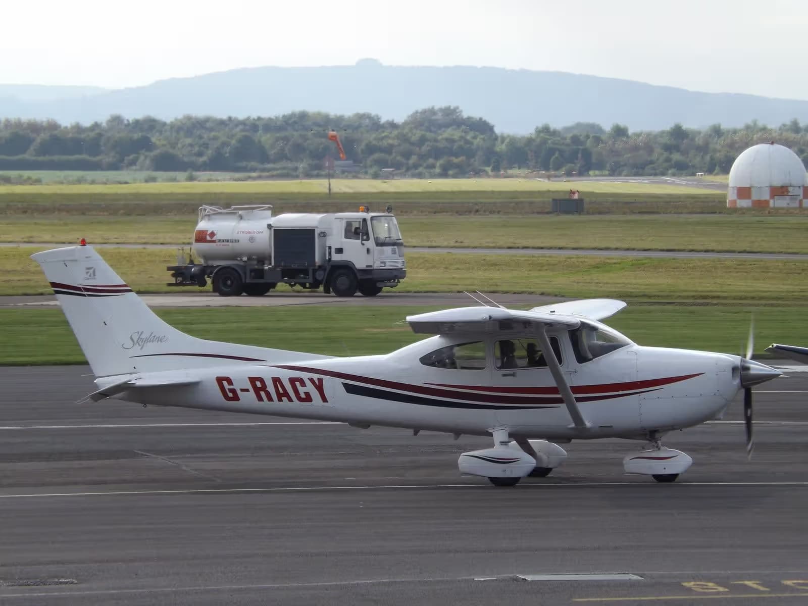G-RACY — Cessna