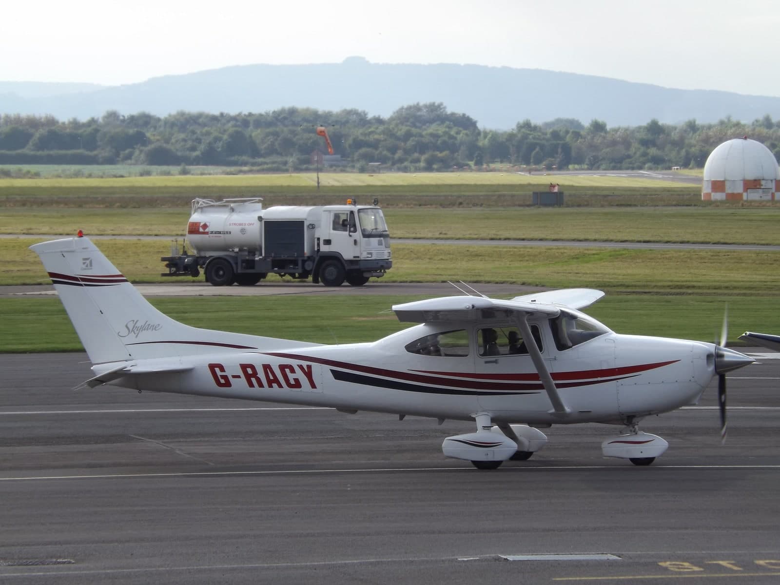 G-RACY — Cessna