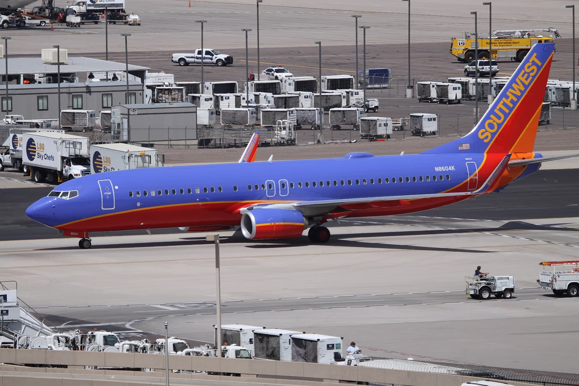 N8604K — Twin-engine aircraft