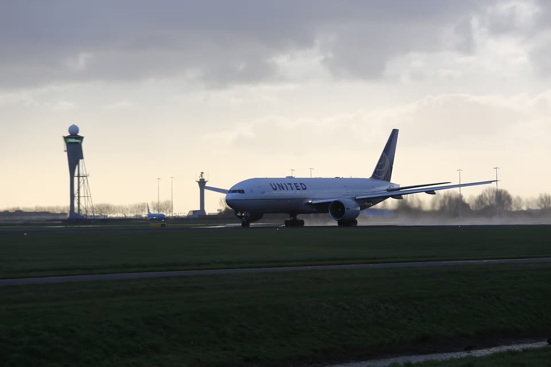 N57016 — Boeing