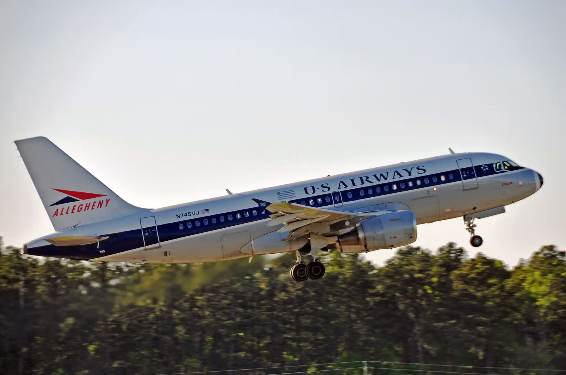 N745VJ — Twin-engine aircraft