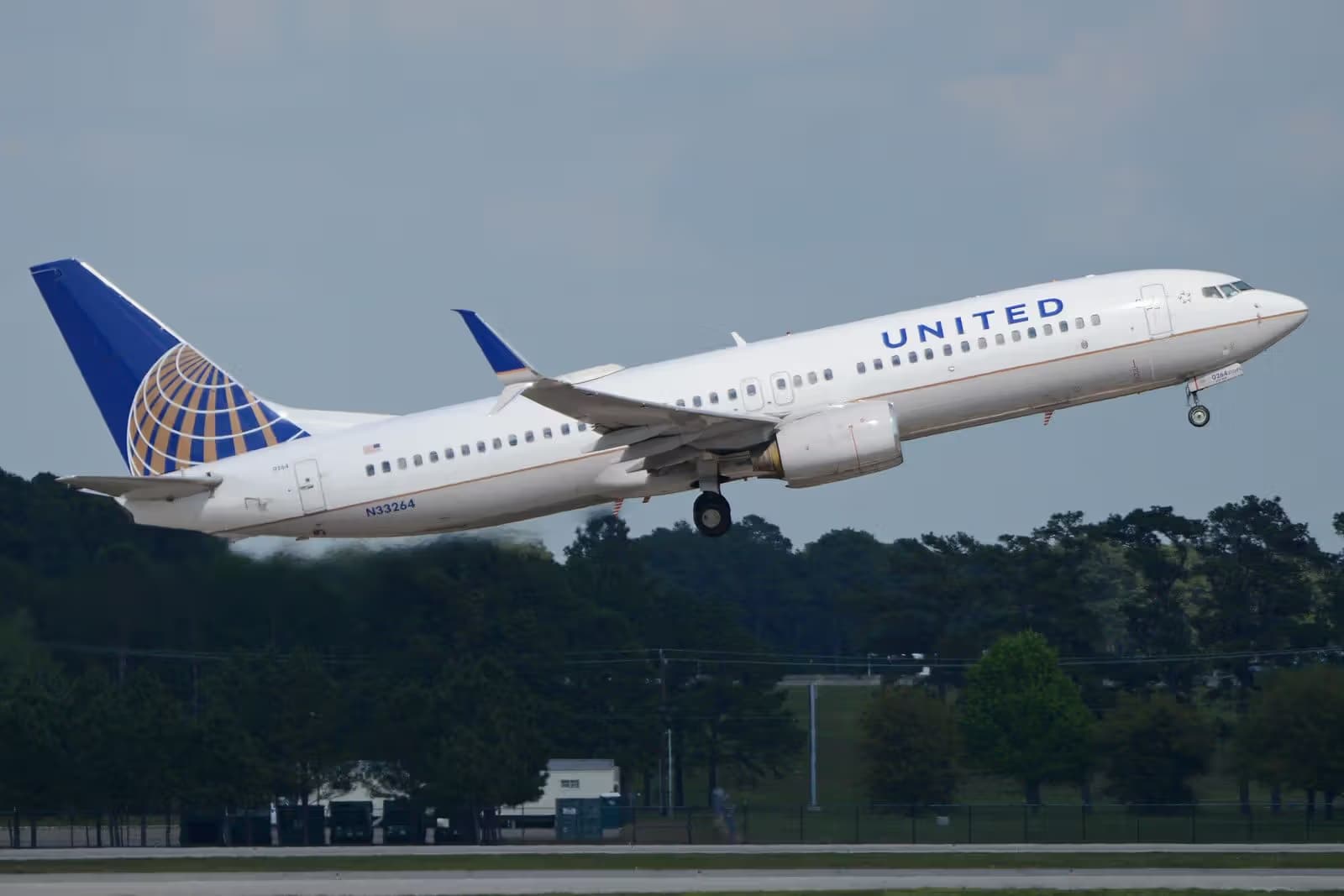 N33264 — Boeing