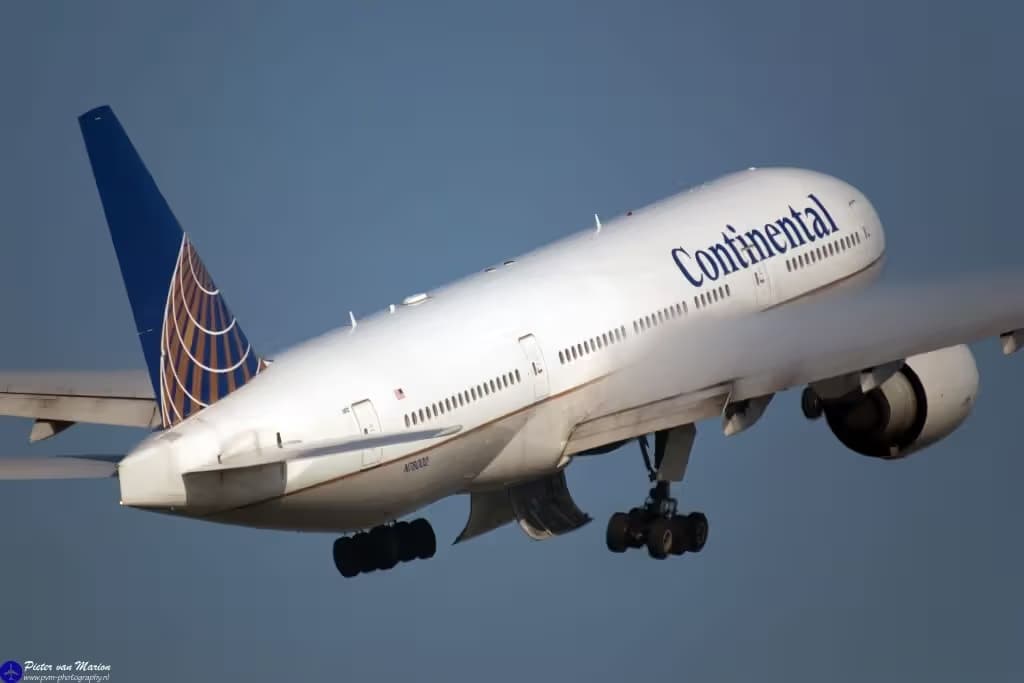 N78002 — Boeing
