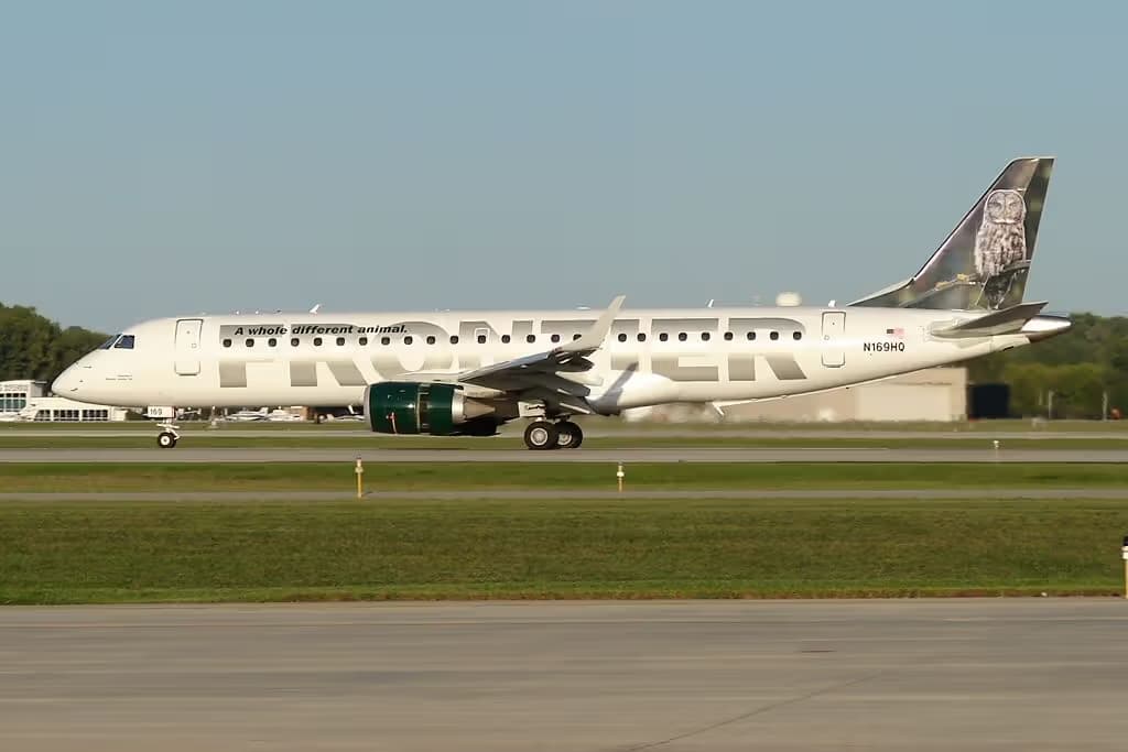 N169HQ — Twin-engine aircraft