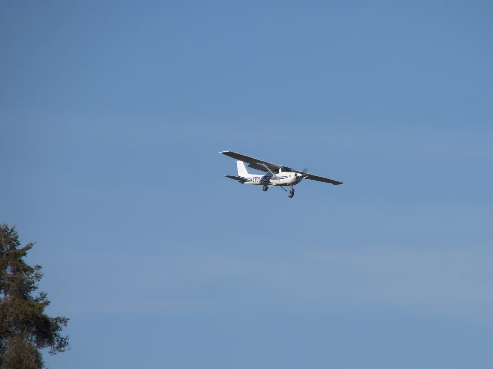 N2758J — Single-engine aircraft